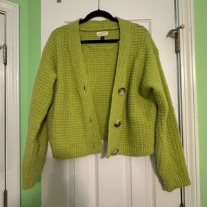 Universal thread green sweater! Size S
